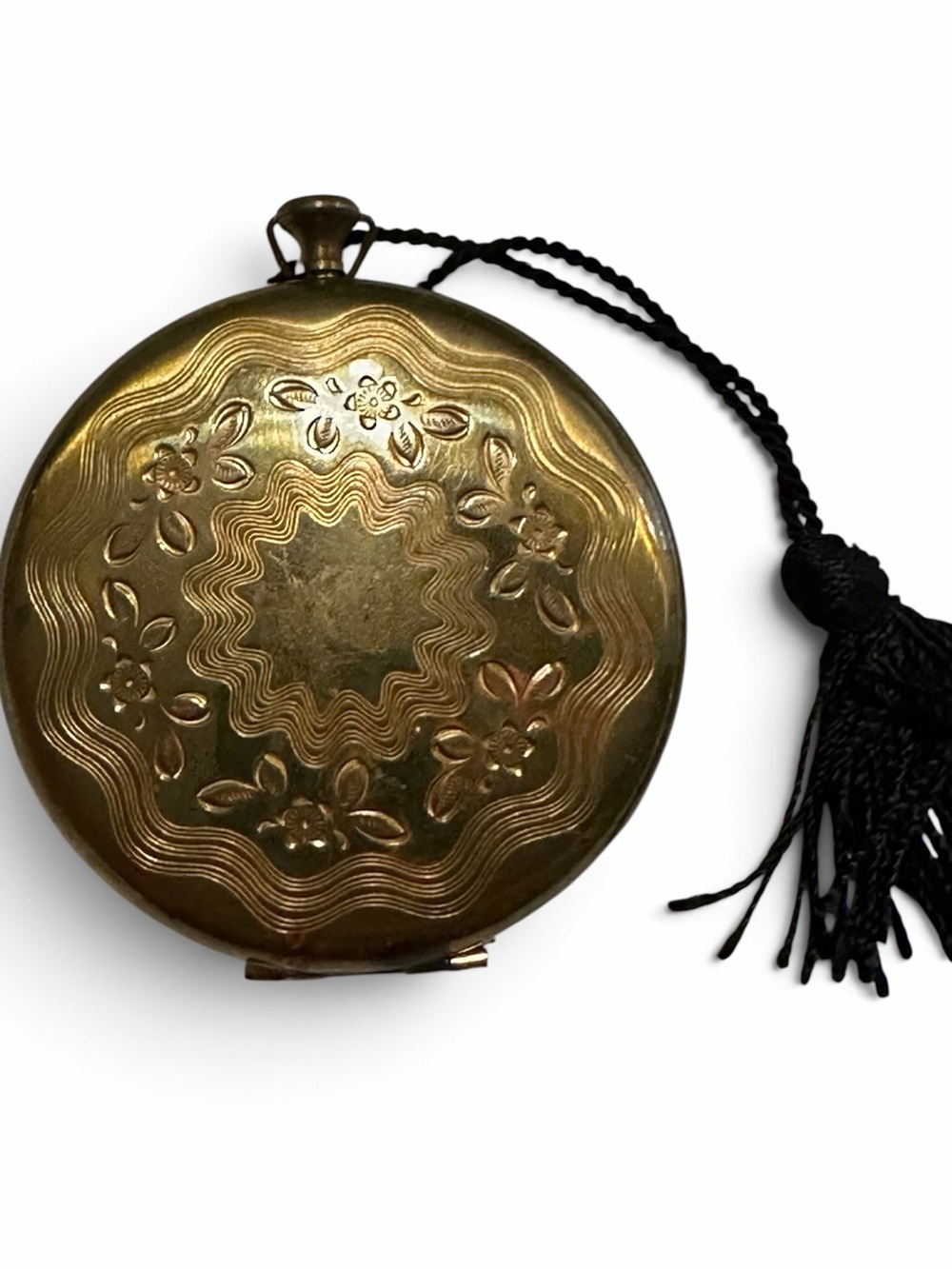Vintage Zell Fifth Avenue Gold Tone Floral Powder Compact Mirror
